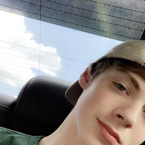 Meet your Posher, Drew